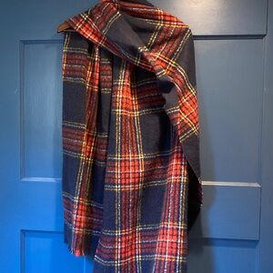 Old Navy Plaid Soft Scarf in Red and Navy